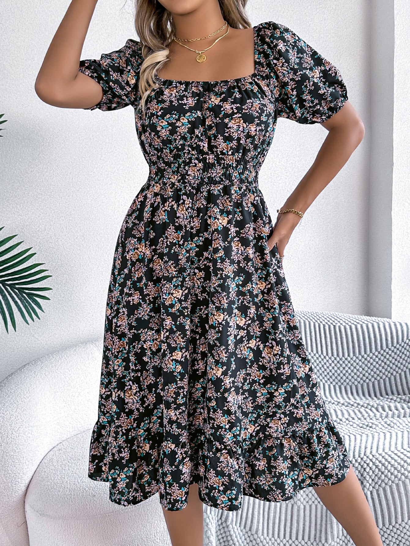 Elise™ – Romantisches Kleid mit Smok und Puffärmeln