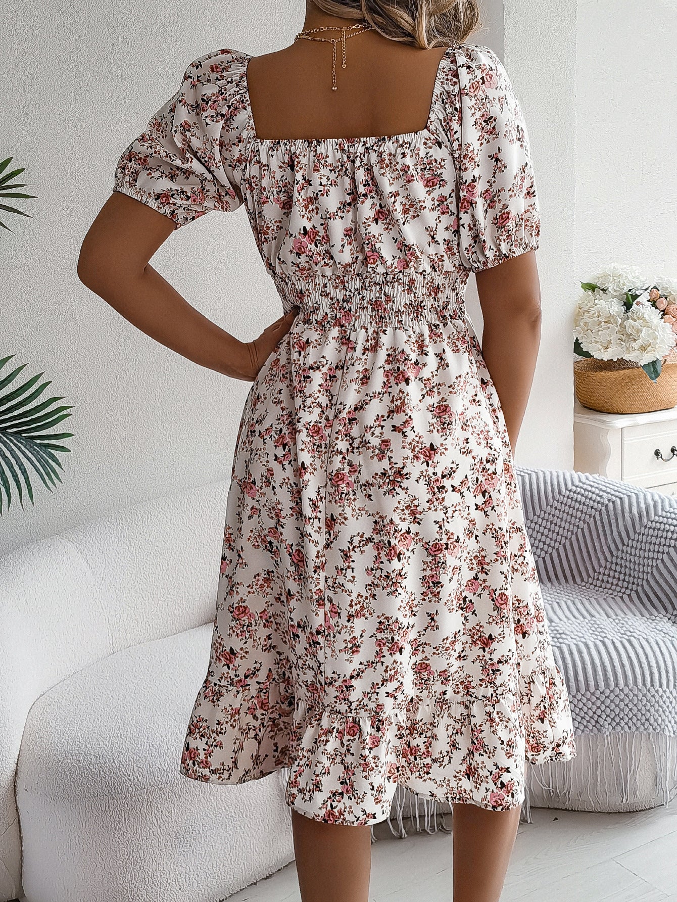 Elise™ – Romantisches Kleid mit Smok und Puffärmeln