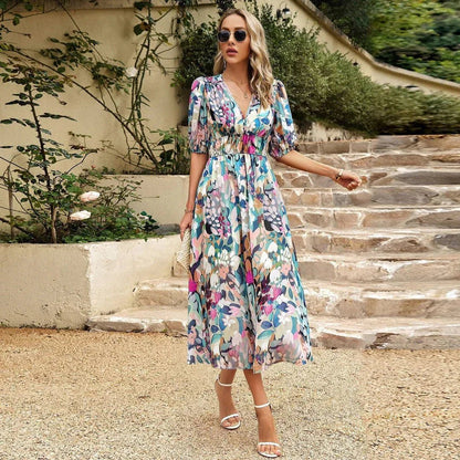 Emma™ – Farbfreudiges Kleid mit V-Ausschnitt